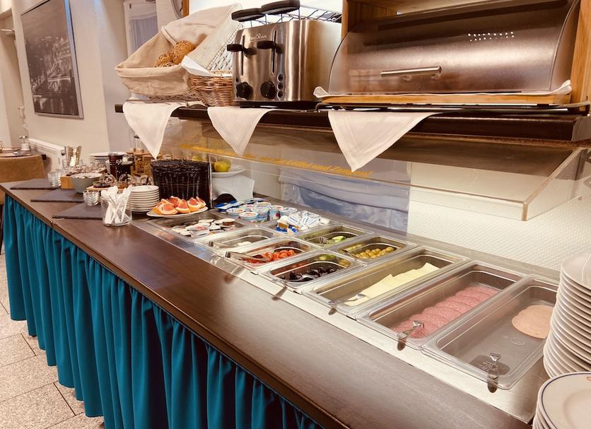 Buffet Photo