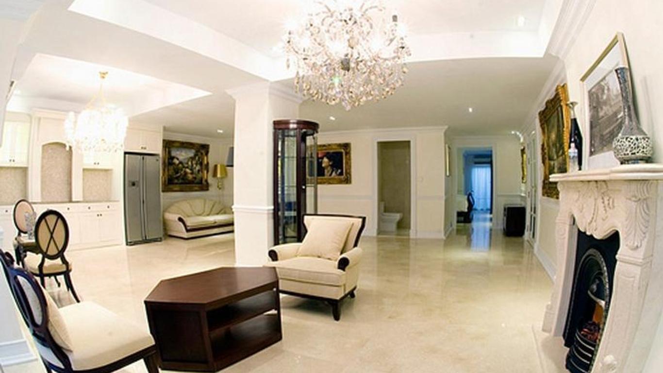 Sasha House