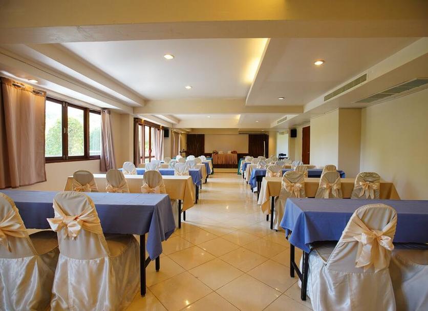 Banquet hall Photo