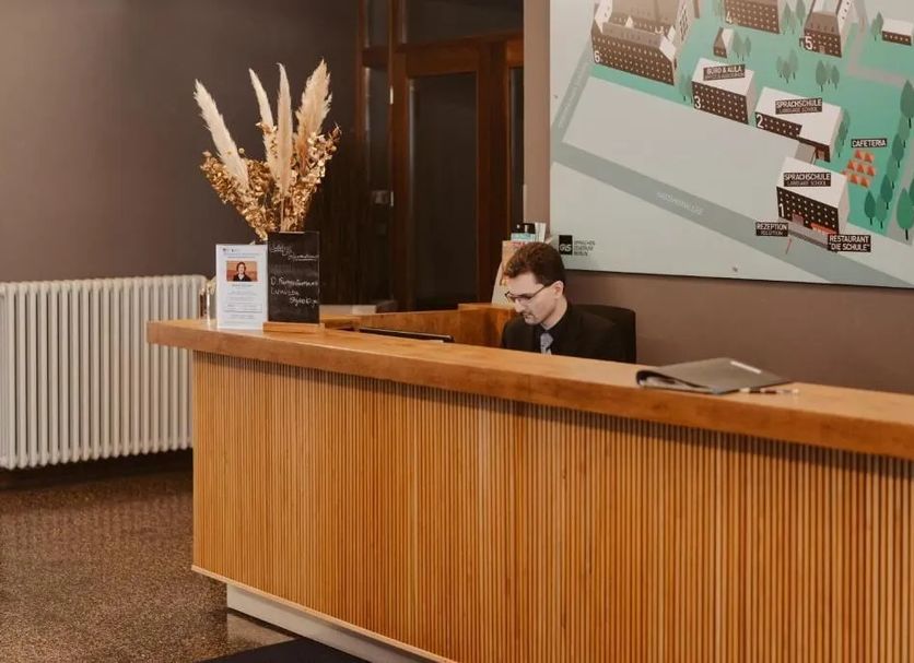 Front desk Photo