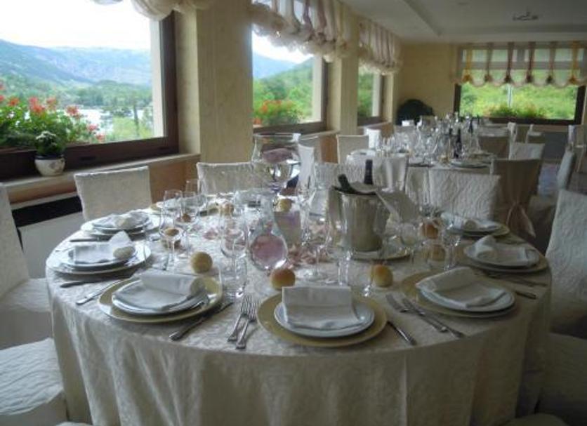Banquet hall Photo