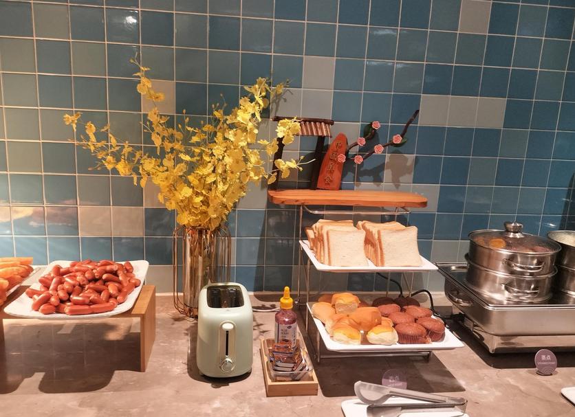 Buffet Photo
