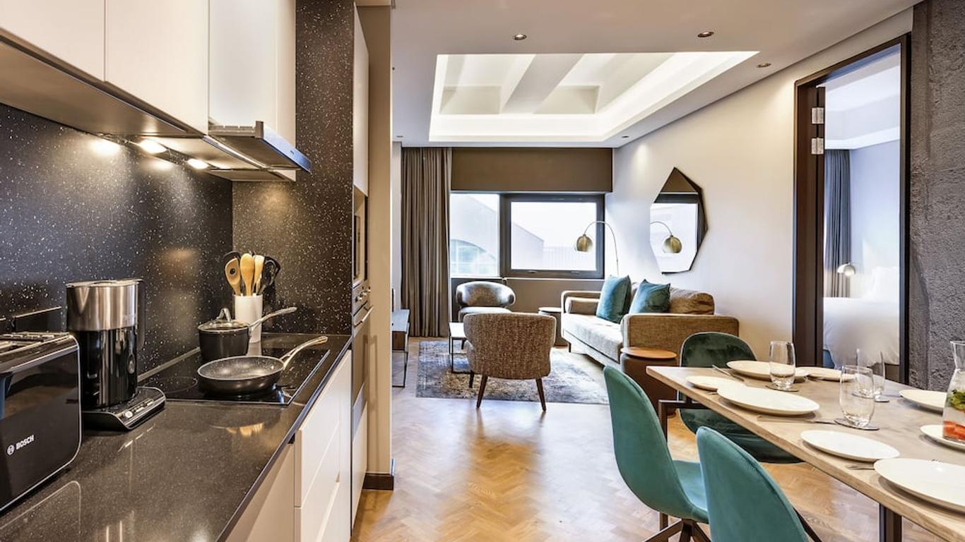The Onyx Apartment Hotel By Newmark