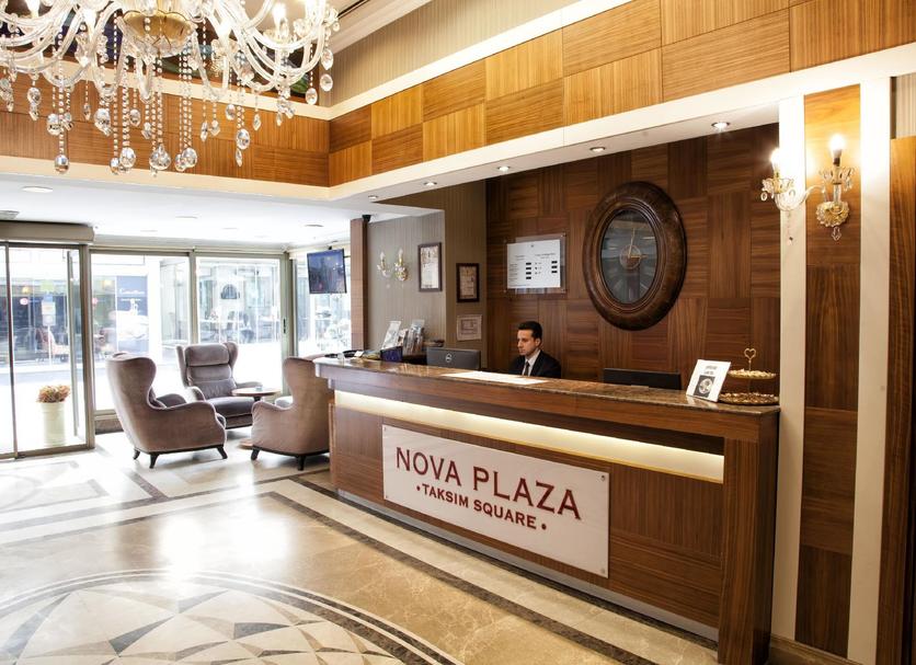 Front desk Photo