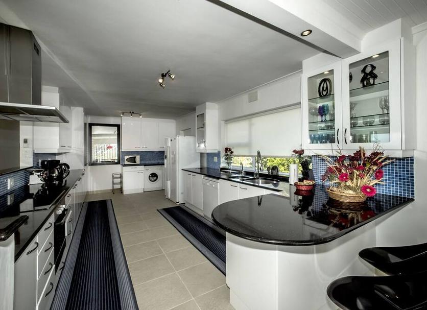 Kitchen Photo