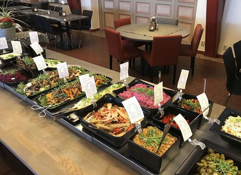 Buffet Photo