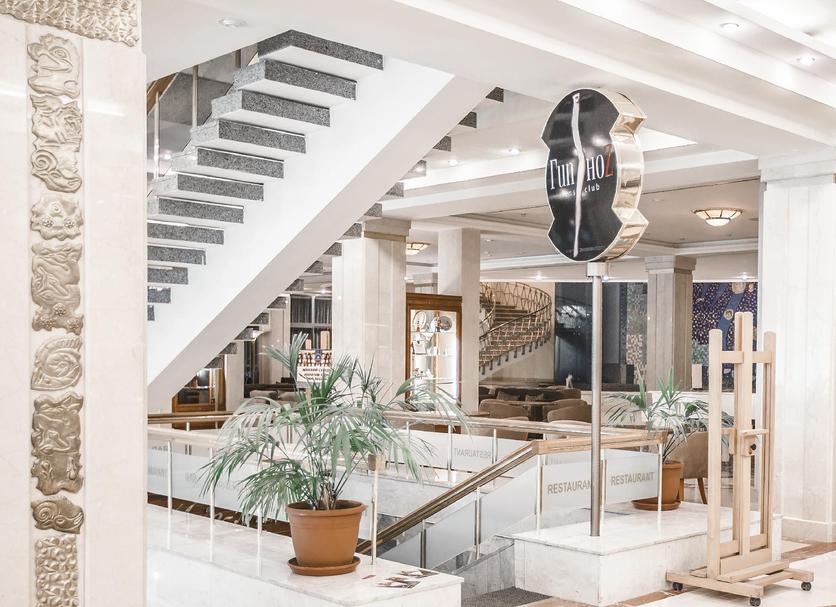 Lobby Photo