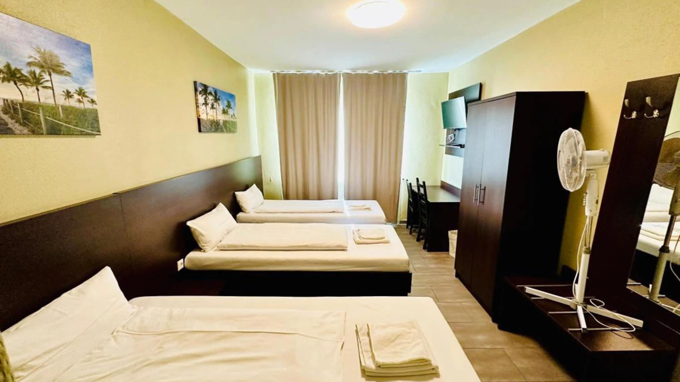 Aba Hotel