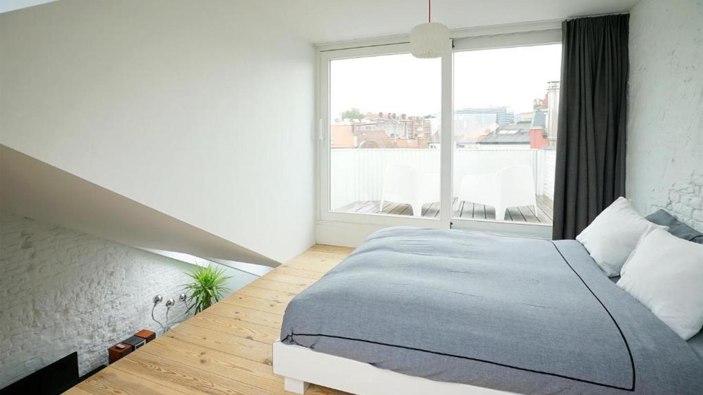 B&B Home & The City