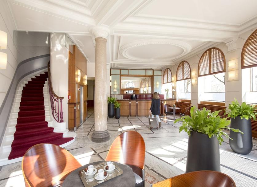 Lobby Photo