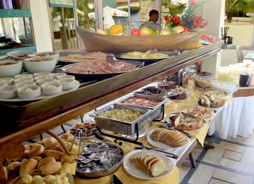 Buffet Photo