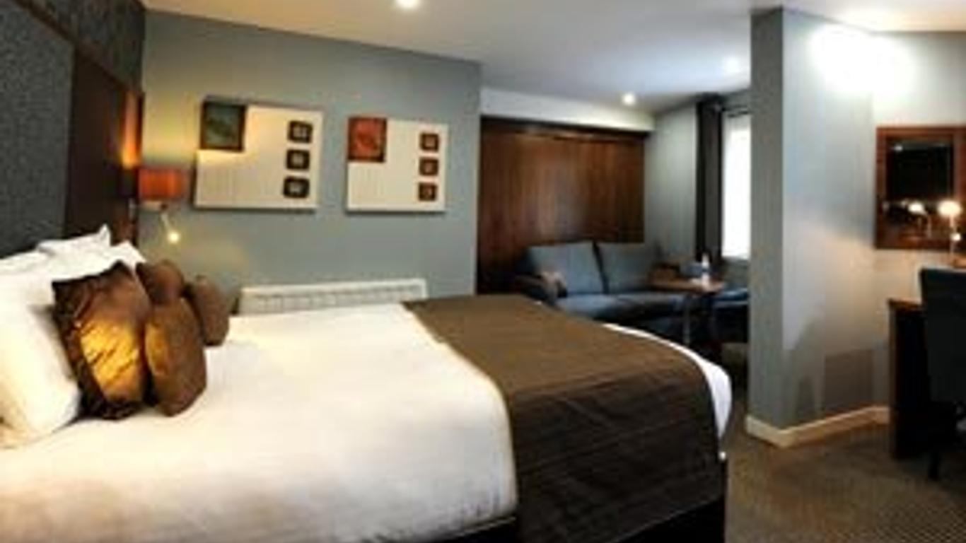 Dunstane City Hotel