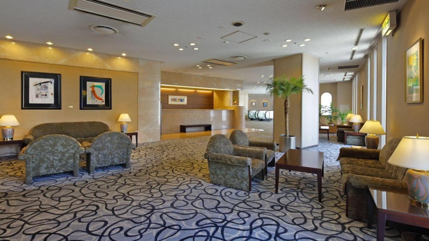 Hotel Tsu Center Palace