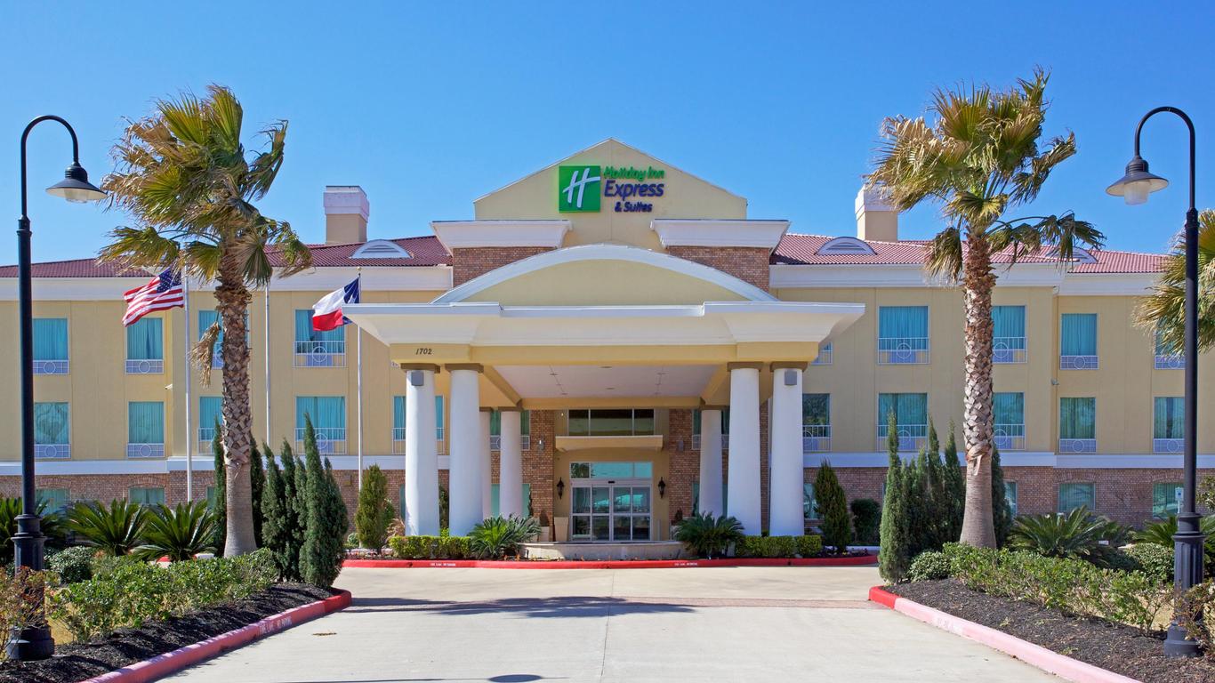 Holiday Inn Express Hotel & Suites Pearland, An IHG Hotel