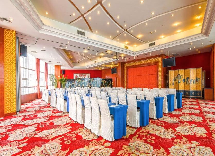 Banquet hall Photo