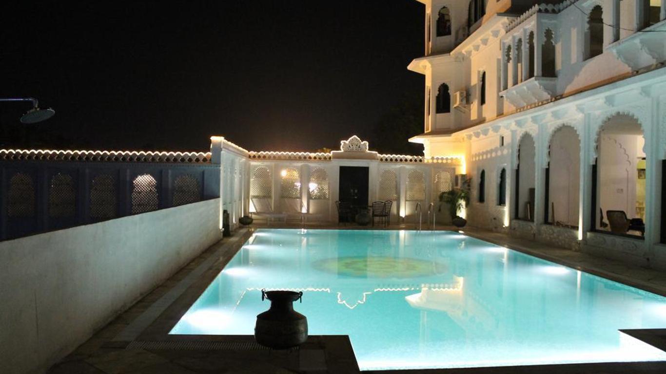 Karohi Haveli - A Heritage Hotel