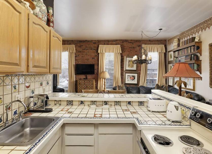 Kitchen Photo