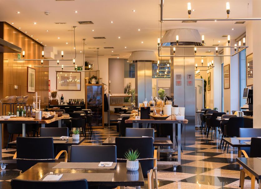 Restaurant Photo