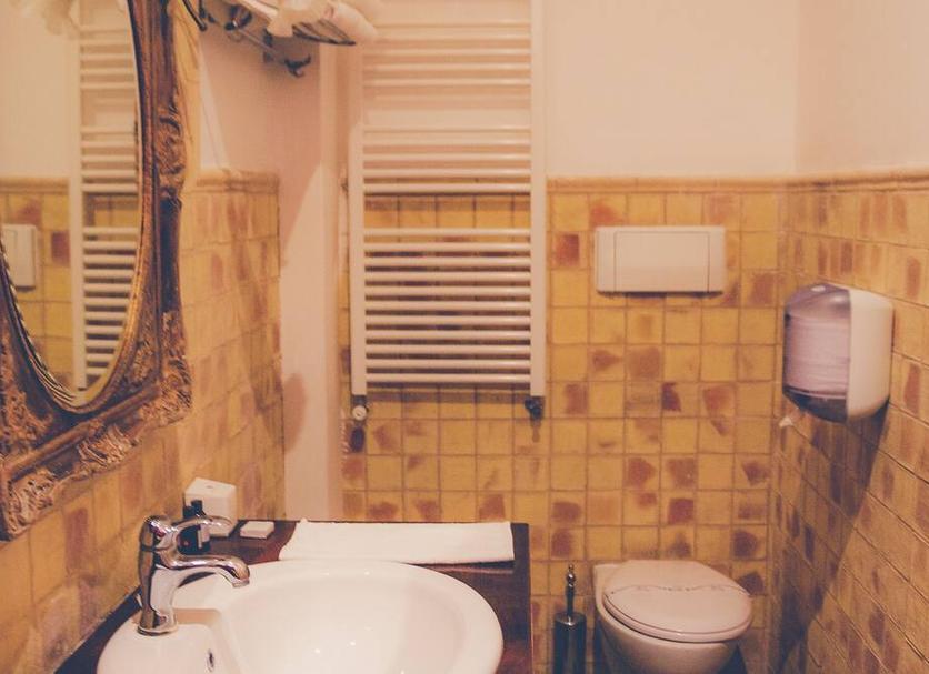 Bathroom Photo
