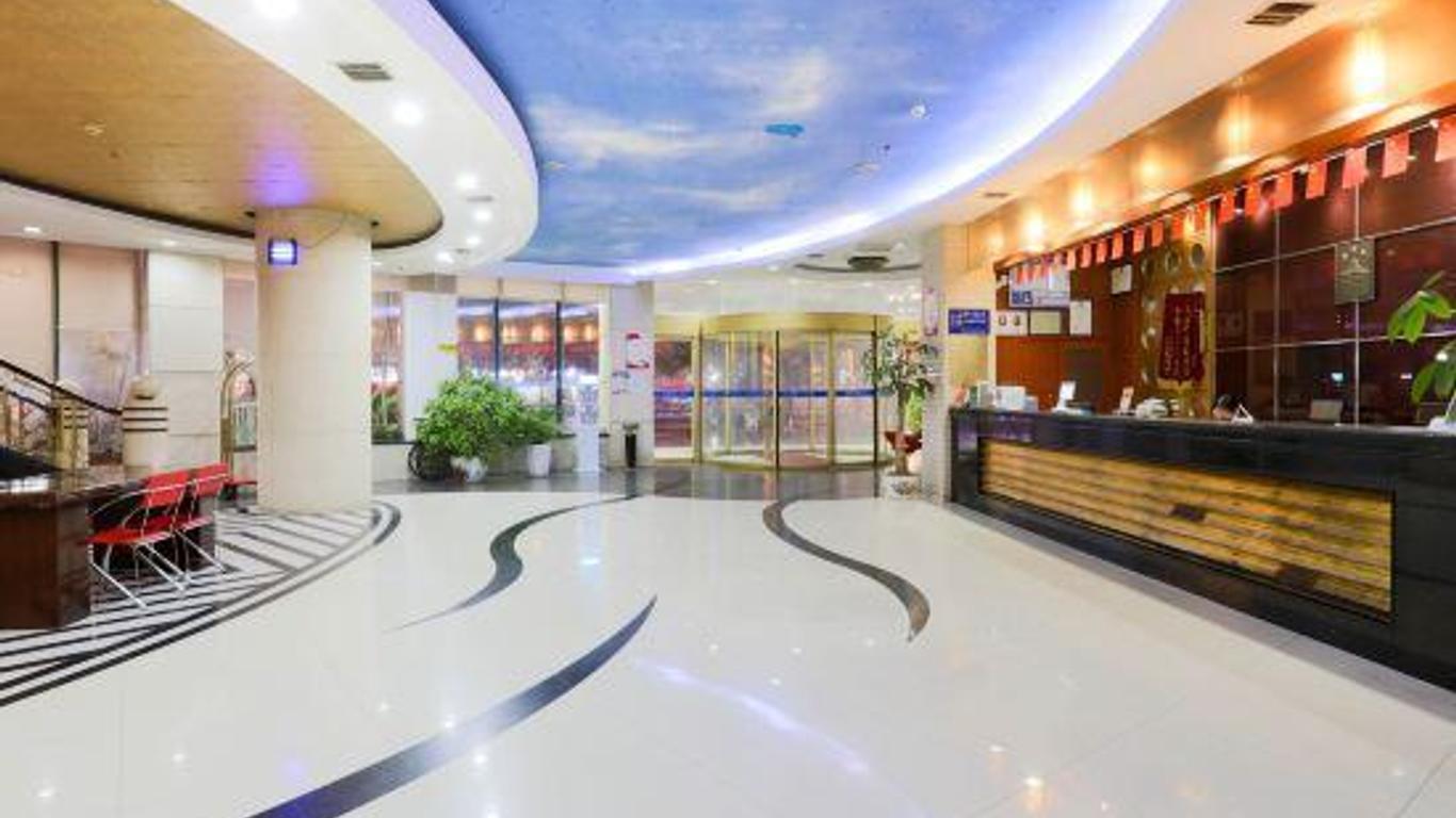 Jiujiang Futai 118 Chain Hotel (Railway Station)