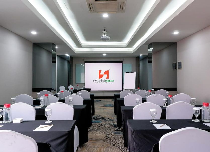 Conference room Photo