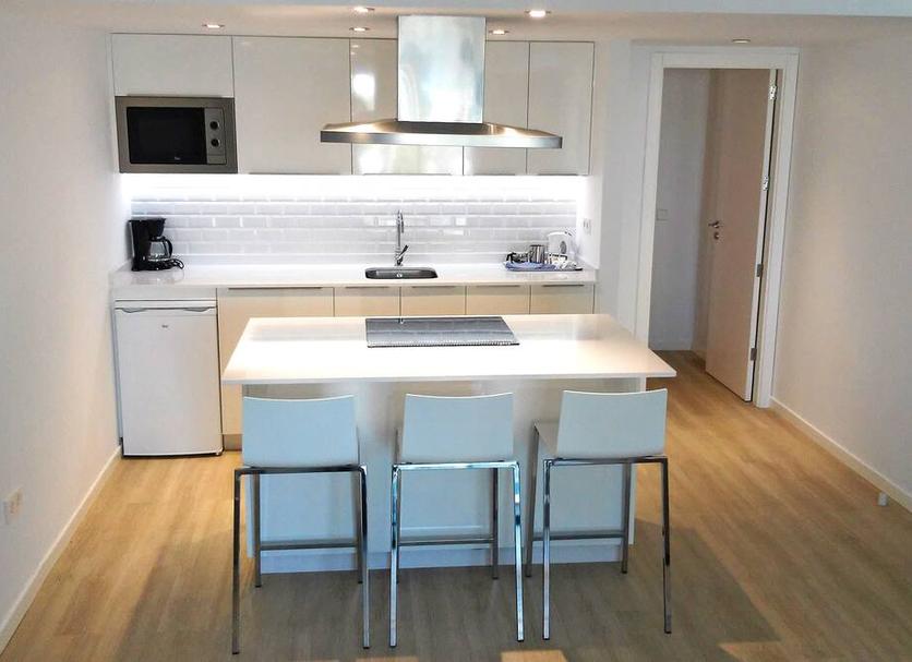 Kitchen Photo