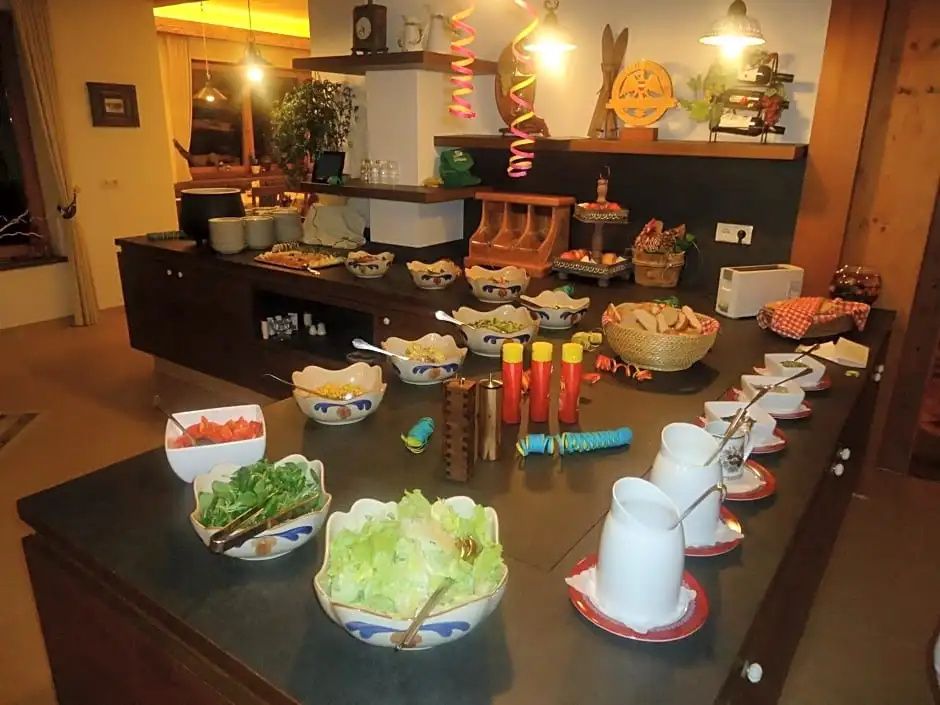 Buffet Photo