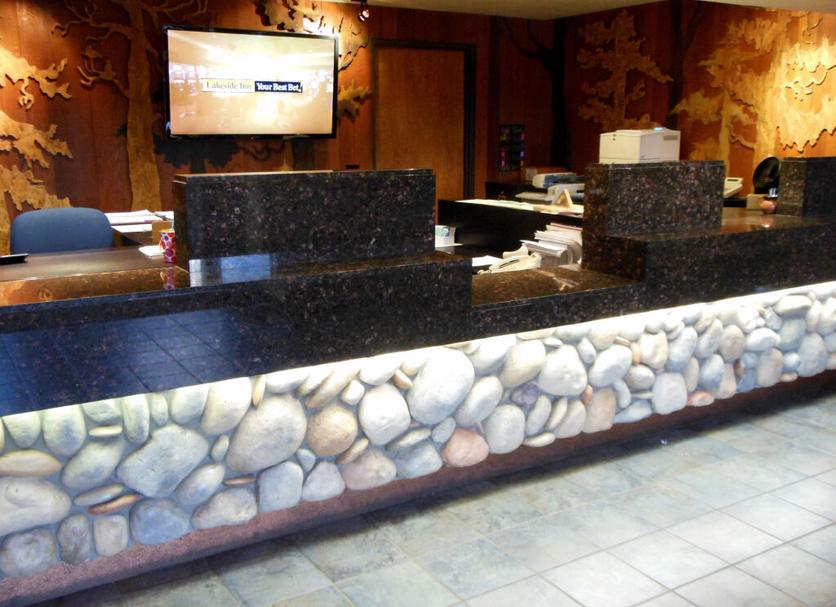 Front desk Photo