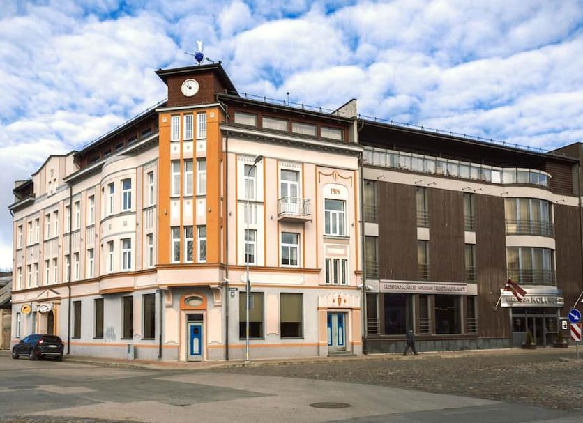 Building Photo