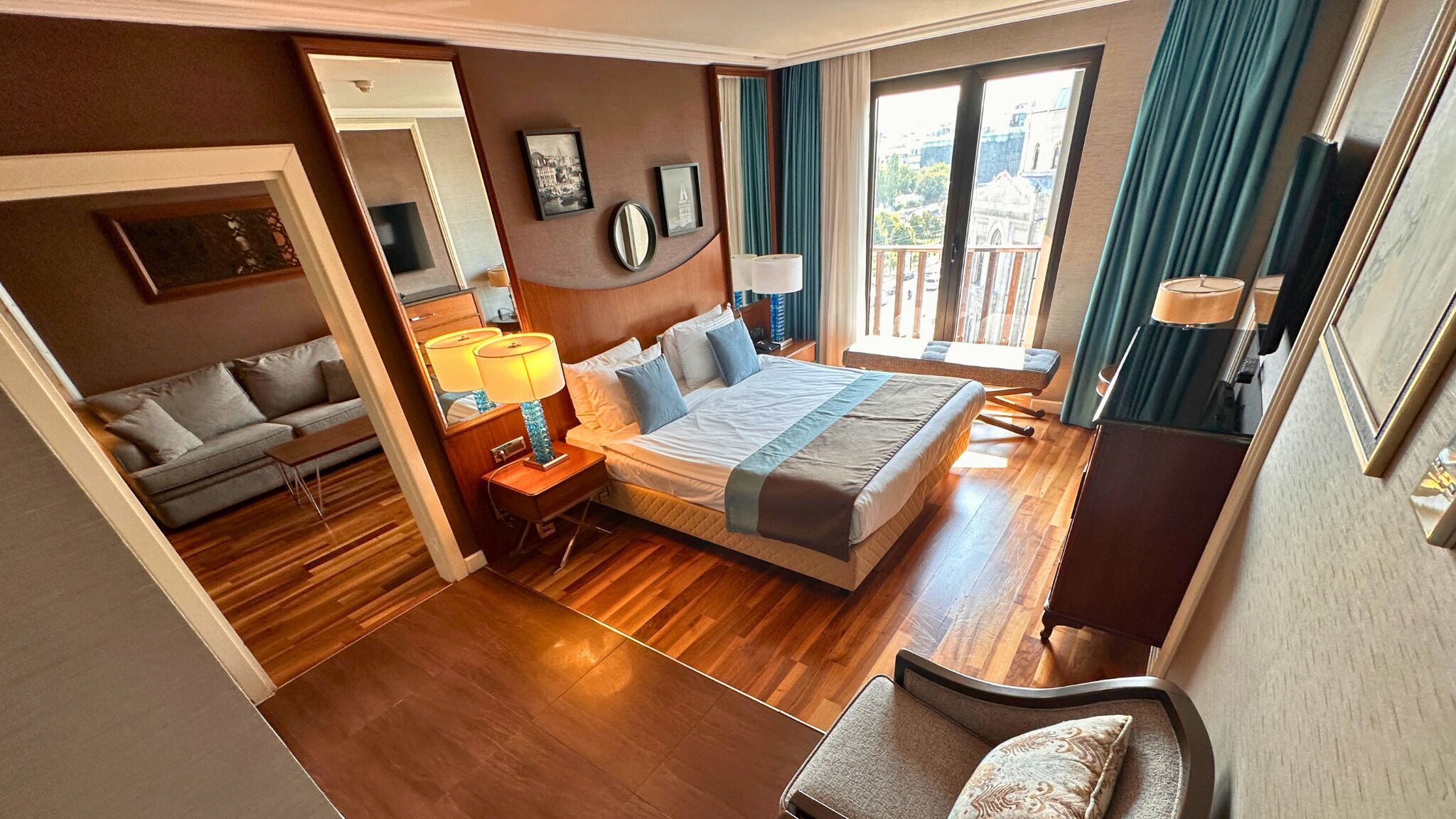 Room amenity