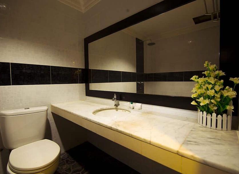 Bathroom Photo