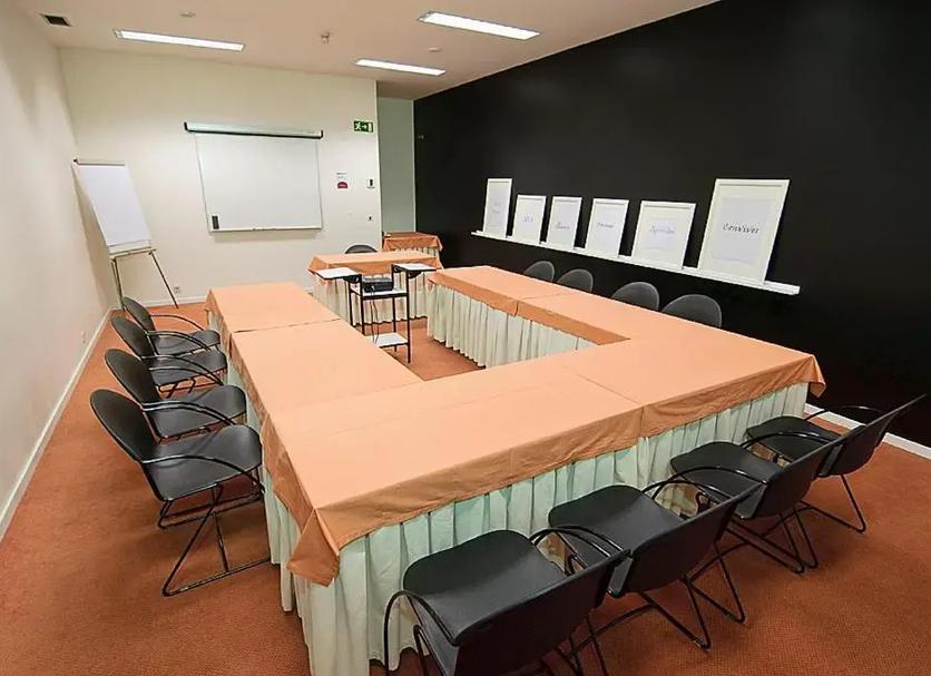 Conference room Photo