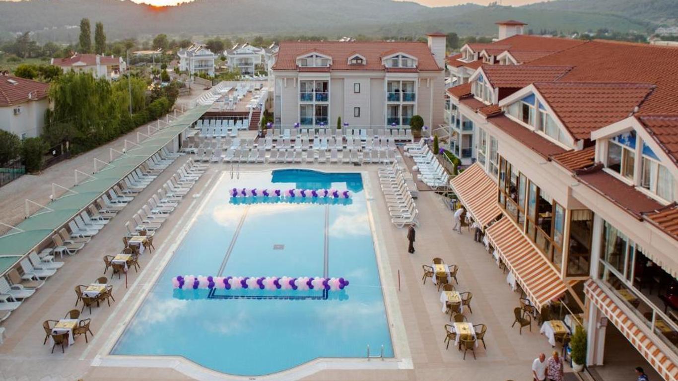 Aes Club Hotel