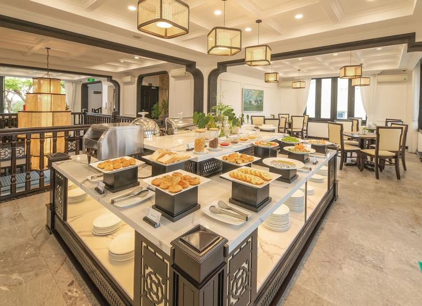 Buffet Photo