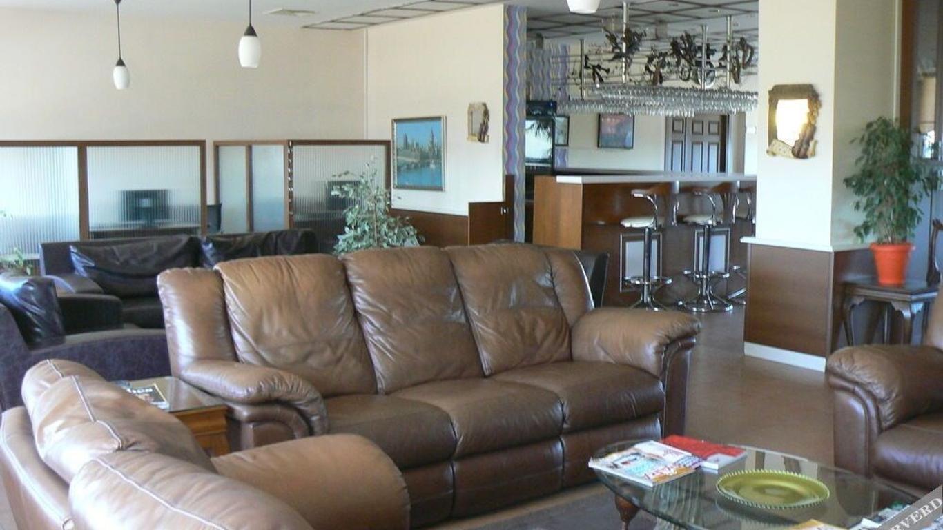 Hotel Delta Yss