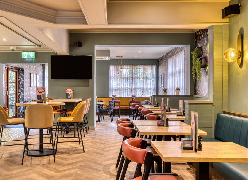 Restaurant Photo