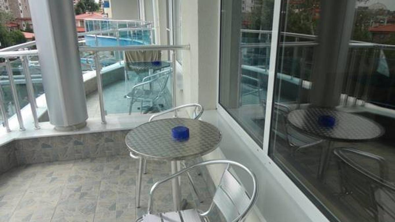 Blue Bay Hotel