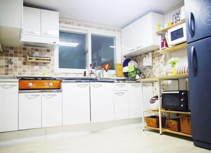 Kitchen Photo