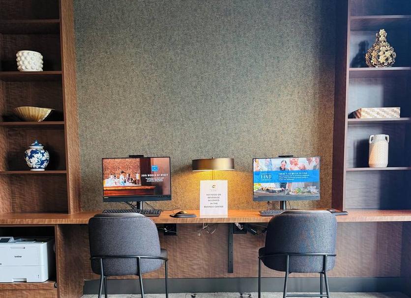 Business centre Photo