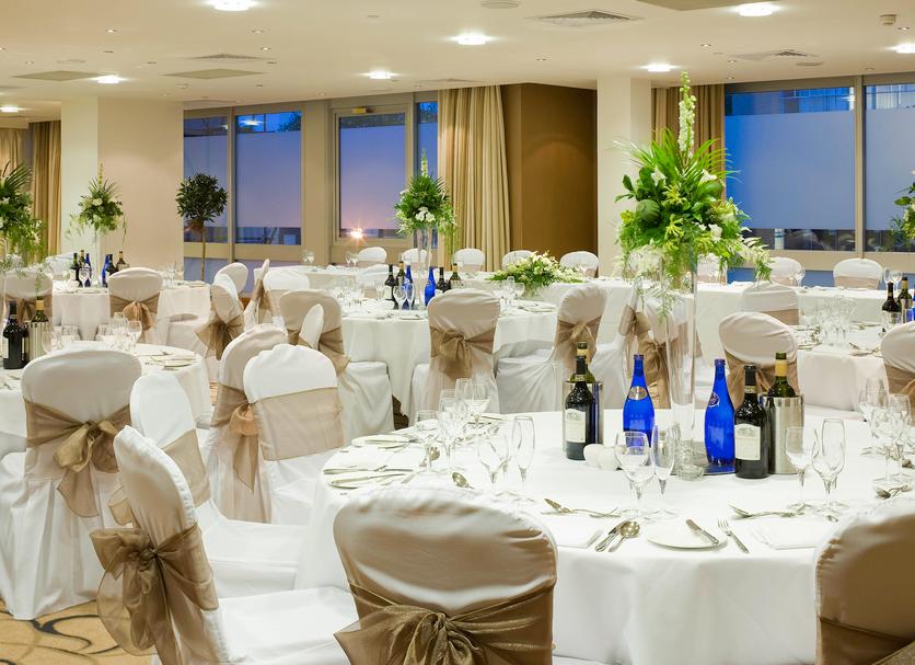 Banquet hall Photo