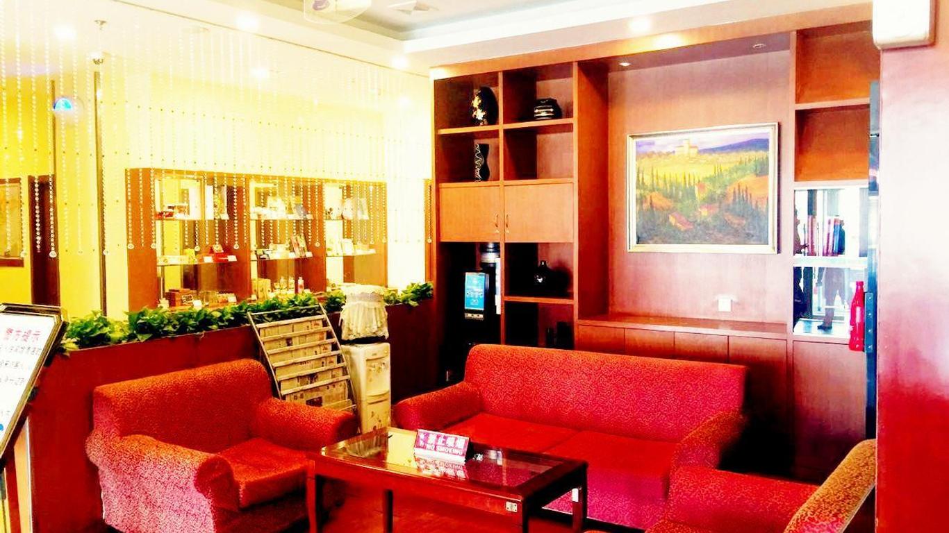 Hanting Hotel Dandong Railway Station