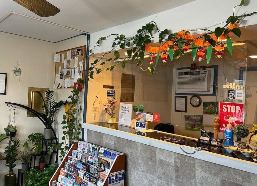 Front desk Photo