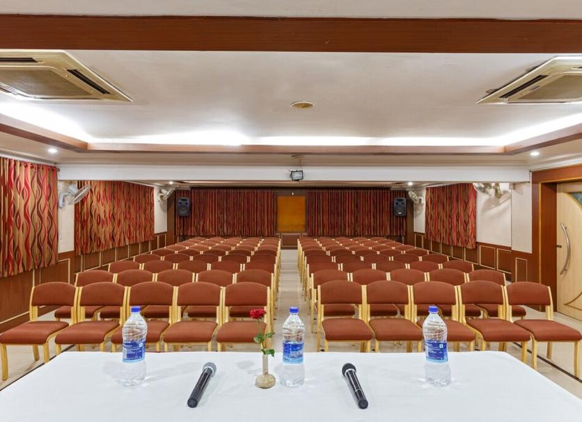 Conference room Photo