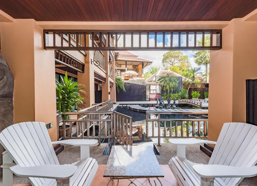 Balcony Photo