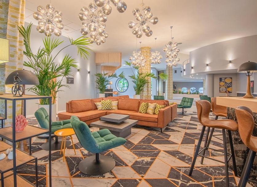 Lounge Photo