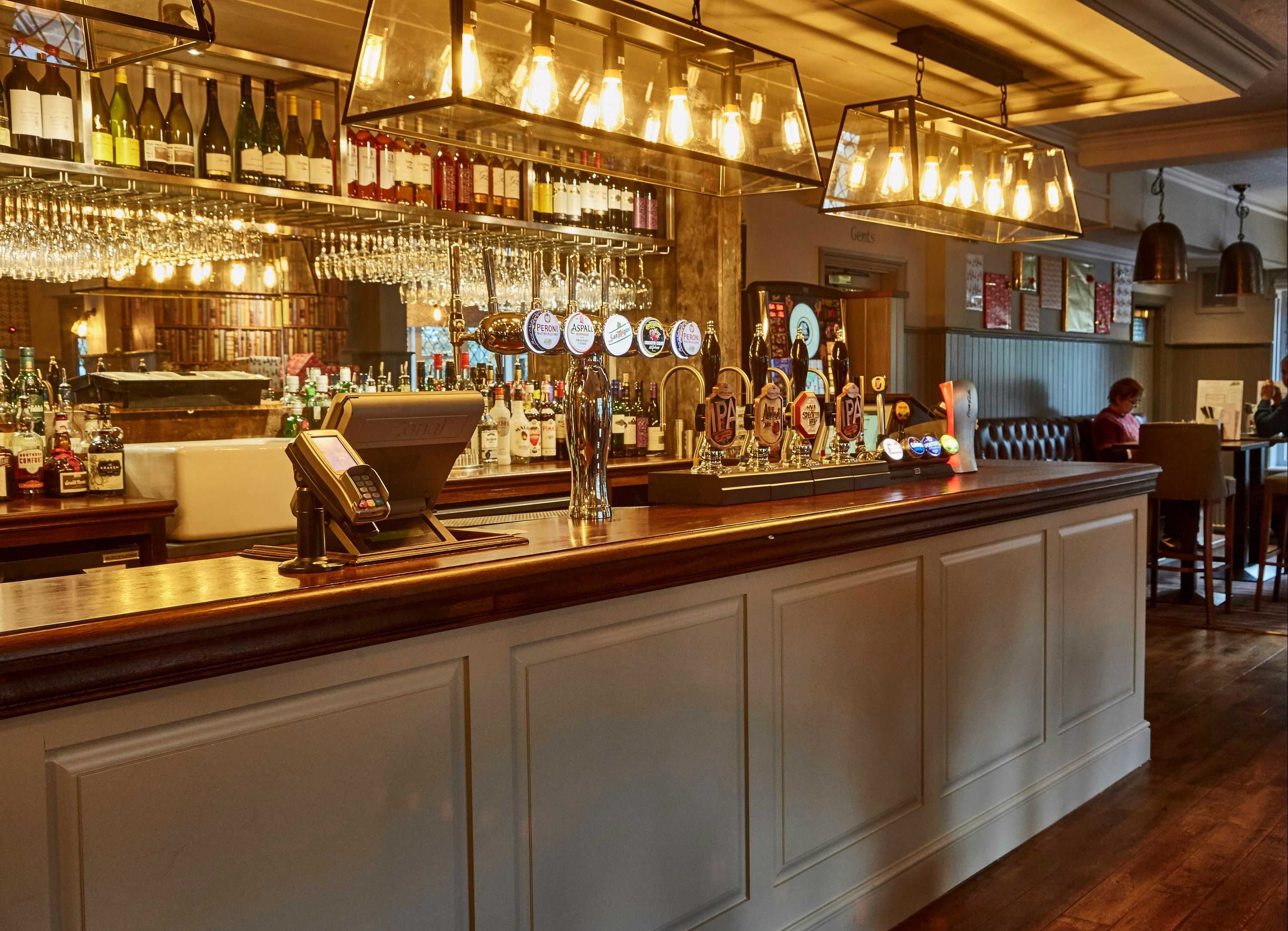 Bar