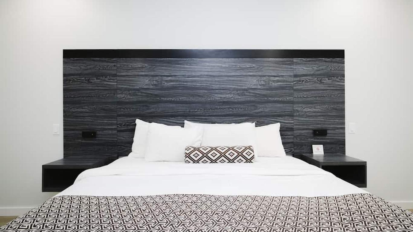 Sapphire Inn and Suites