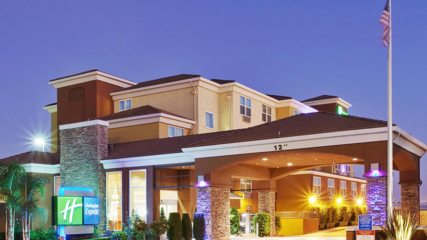 Holiday Inn Express- West Sacramento, An IHG Hotel