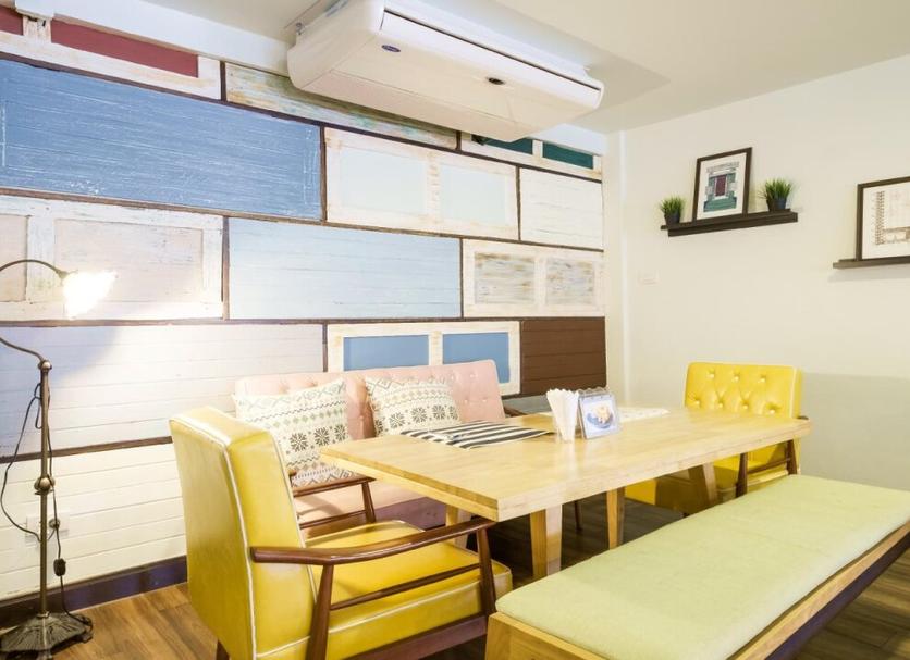Dining room Photo