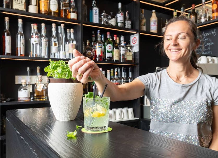 Bar Photo